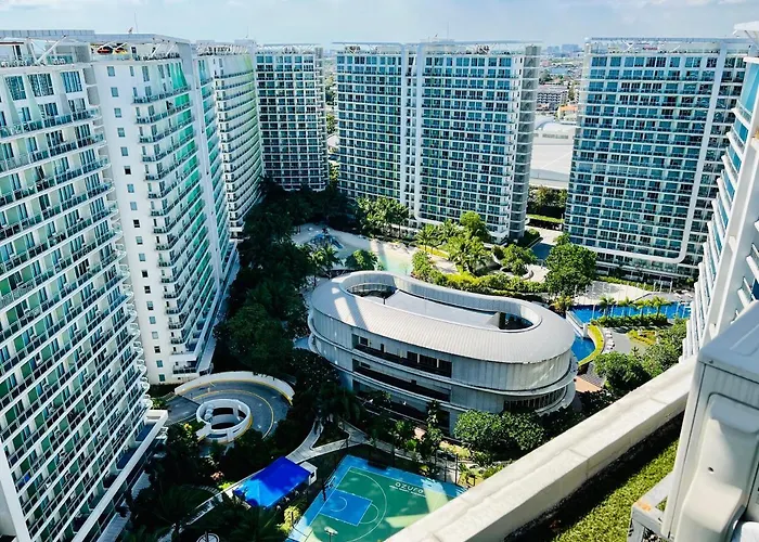 Azure Bahamas Tower W/ Balcony Wifi & Netflix 4*